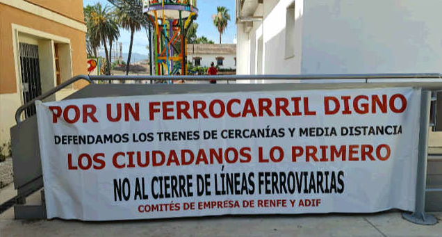 El Ministerio de Ábalos planea cortar el servicio ferroviario con Madrid y Lorca durante años El Ministerio de Ábalos planea cortar el servicio ferroviario con Madrid y Lorca durante años