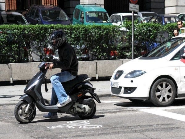 Vigilancia policial a las motos trucadas Vigilancia policial a las motos trucadas