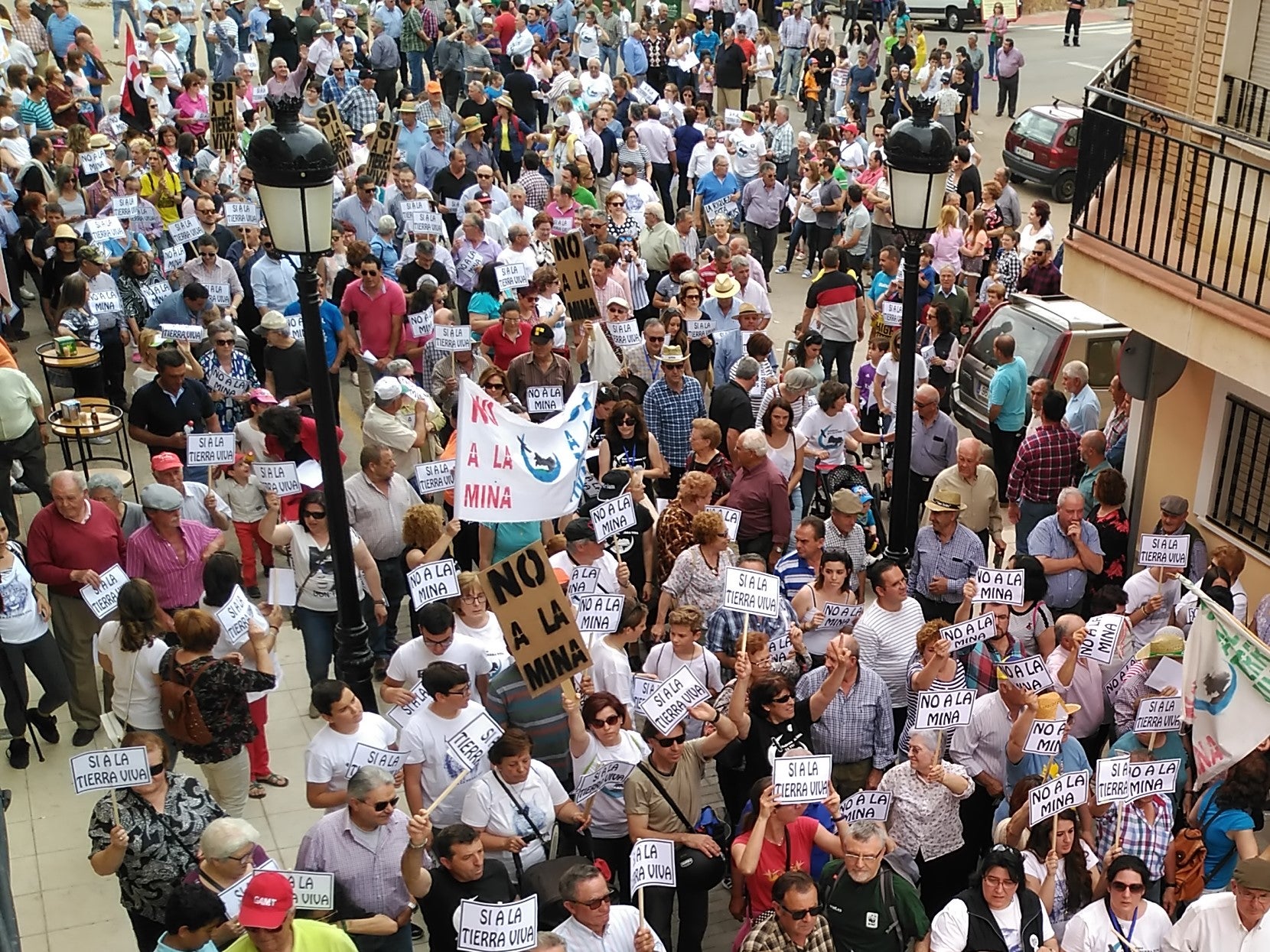 La justicia respalda a la Plataforma 'Sí a la Tierra Viva' La justicia respalda a la Plataforma 'Sí a la Tierra Viva'
