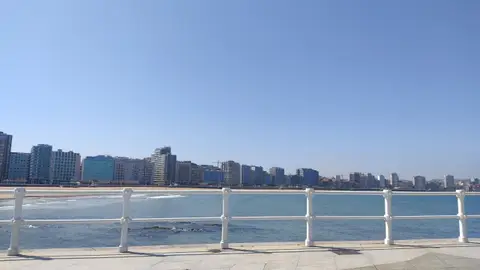 Playa de San Lorenzo (Gijón) Playa de San Lorenzo (Gijón)