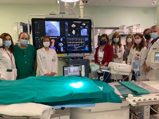 El Hospital Reina Sofía incorpora un equipo de hemodinámica que incrementa la precisión El Hospital Reina Sofía incorpora un equipo de hemodinámica que incrementa la precisión