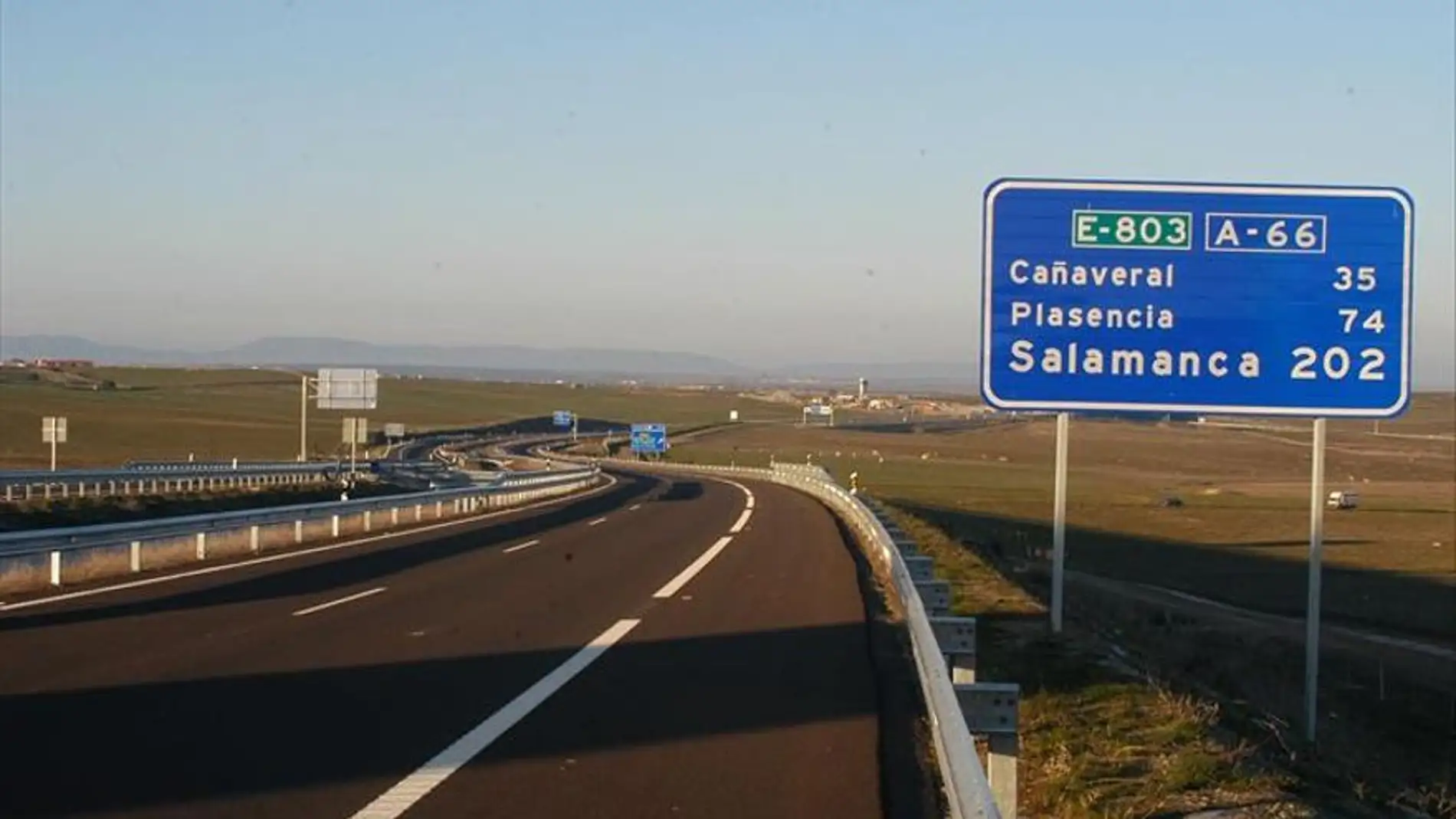 Licitadas por 8,68 millones las obras de rehabilitación del firme de la autovía A-66 entre Plasencia y Cañaveral