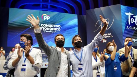 Pablo Casado y Carlos Maz&oacute;n en el congreso regional del PP de la Comunitat Valenciana. 