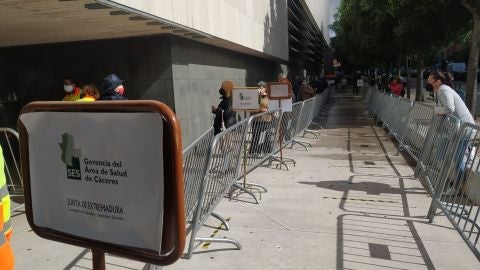 Covid C&aacute;ceres