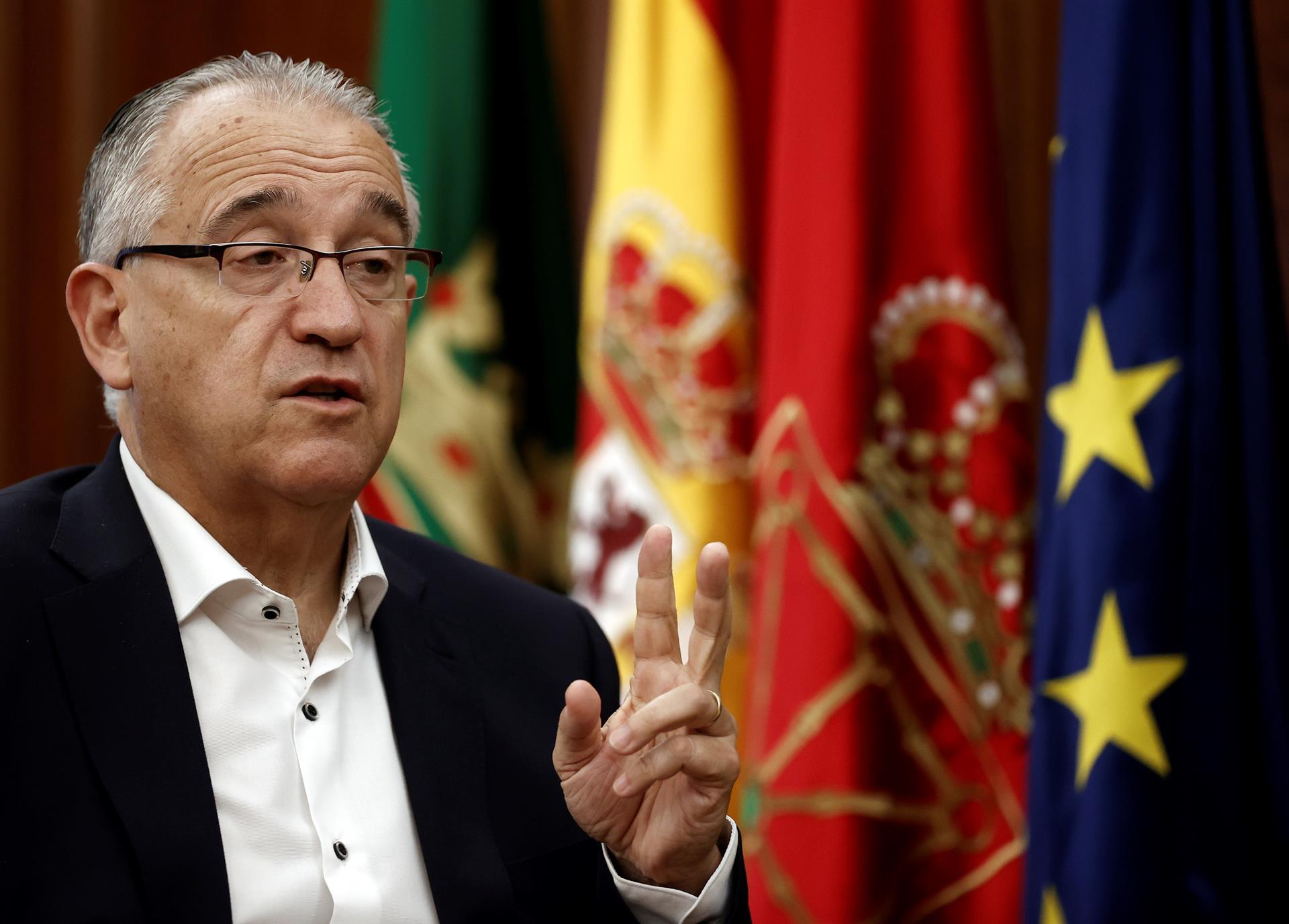 Enrique Maya: "No soy tan optimista como el año pasado con los presupuestos" Enrique Maya: "No soy tan optimista como el año pasado con los presupuestos"