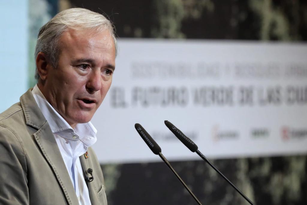 Azcón asegura que no está decidido el candidato del PP a presidir el Gobierno de Aragón Azcón asegura que no está decidido el candidato del PP a presidir el Gobierno de Aragón