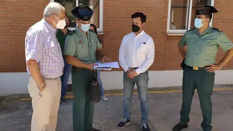 Carlos Carlos visita las obras que la Diputación ha realizado en el acuartelamiento de Coria que van a suponer “una mejora en la atención a la ciudadanía” Carlos Carlos visita las obras que la Diputación ha realizado en el acuartelamiento de Coria que van a suponer “una mejora en la atención a la ciudadanía”