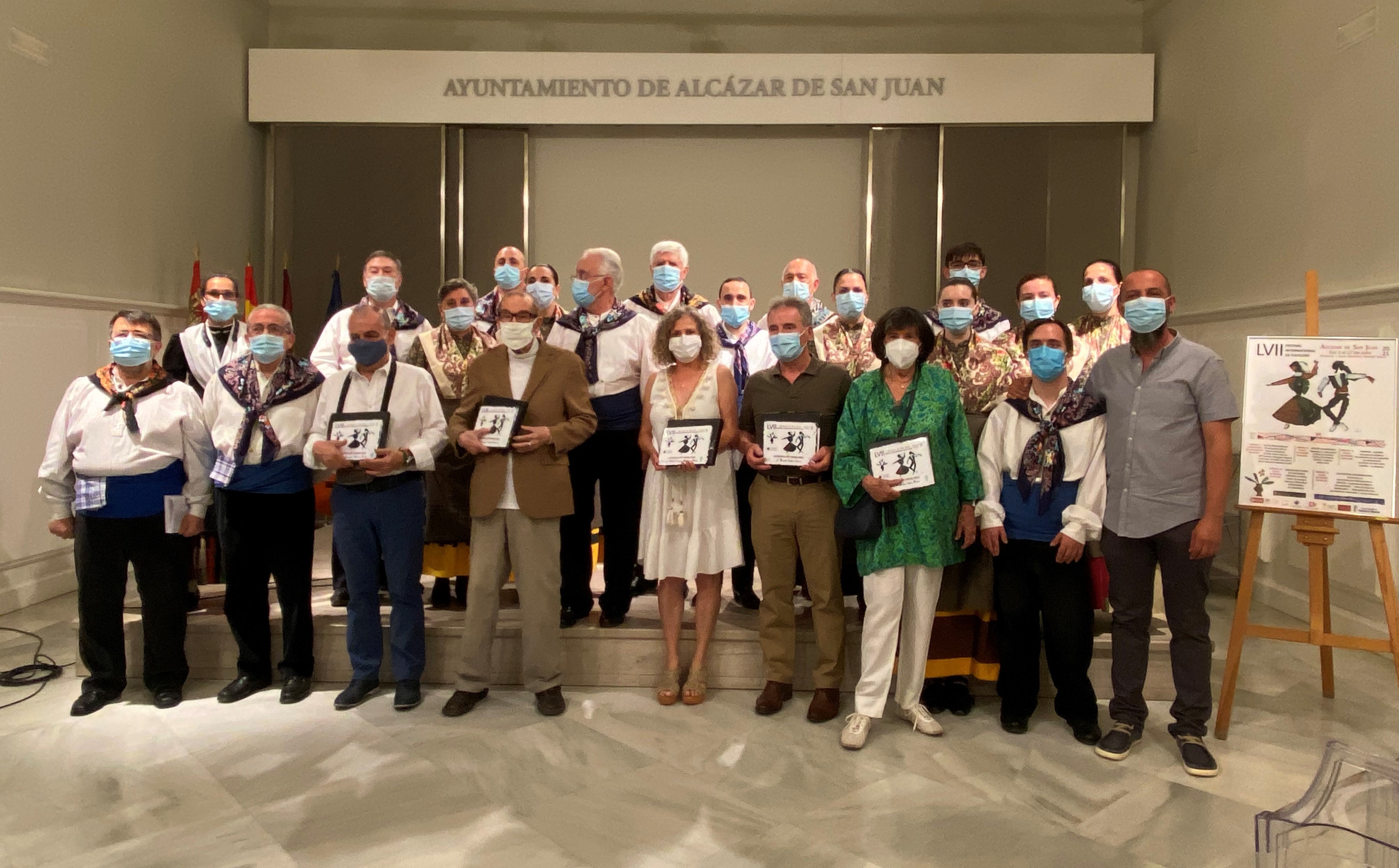 La Asociación Coros y Danzas inaugura la programación del LVII Festival Internacional de Folklore La Asociación Coros y Danzas inaugura la programación del LVII Festival Internacional de Folklore