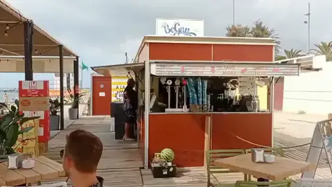 El chiringuito Begay, del Passeig Marítim de la Marc Bella, en Barcelona El chiringuito Begay, del Passeig Marítim de la Marc Bella, en Barcelona