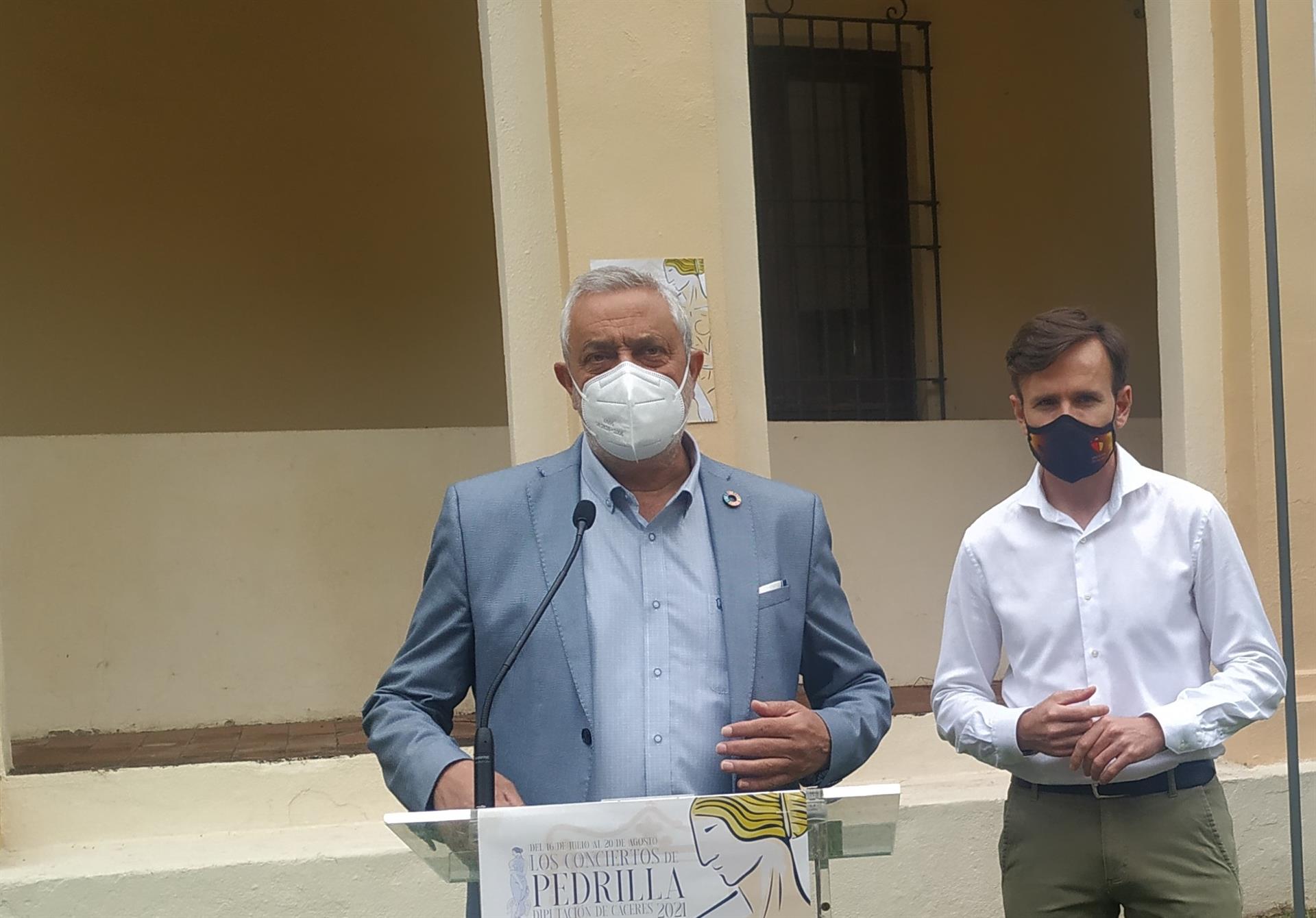 El presidente de la Diputación de Cáceres confía en que los cierres perimetrales no afecten al impulso del turismo rural El presidente de la Diputación de Cáceres confía en que los cierres perimetrales no afecten al impulso del turismo rural