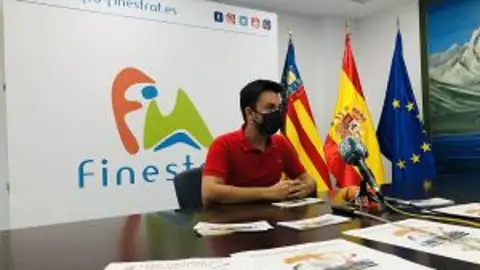 Presnetación del Estiu Cultural de Finestrat. Presnetación del Estiu Cultural de Finestrat.