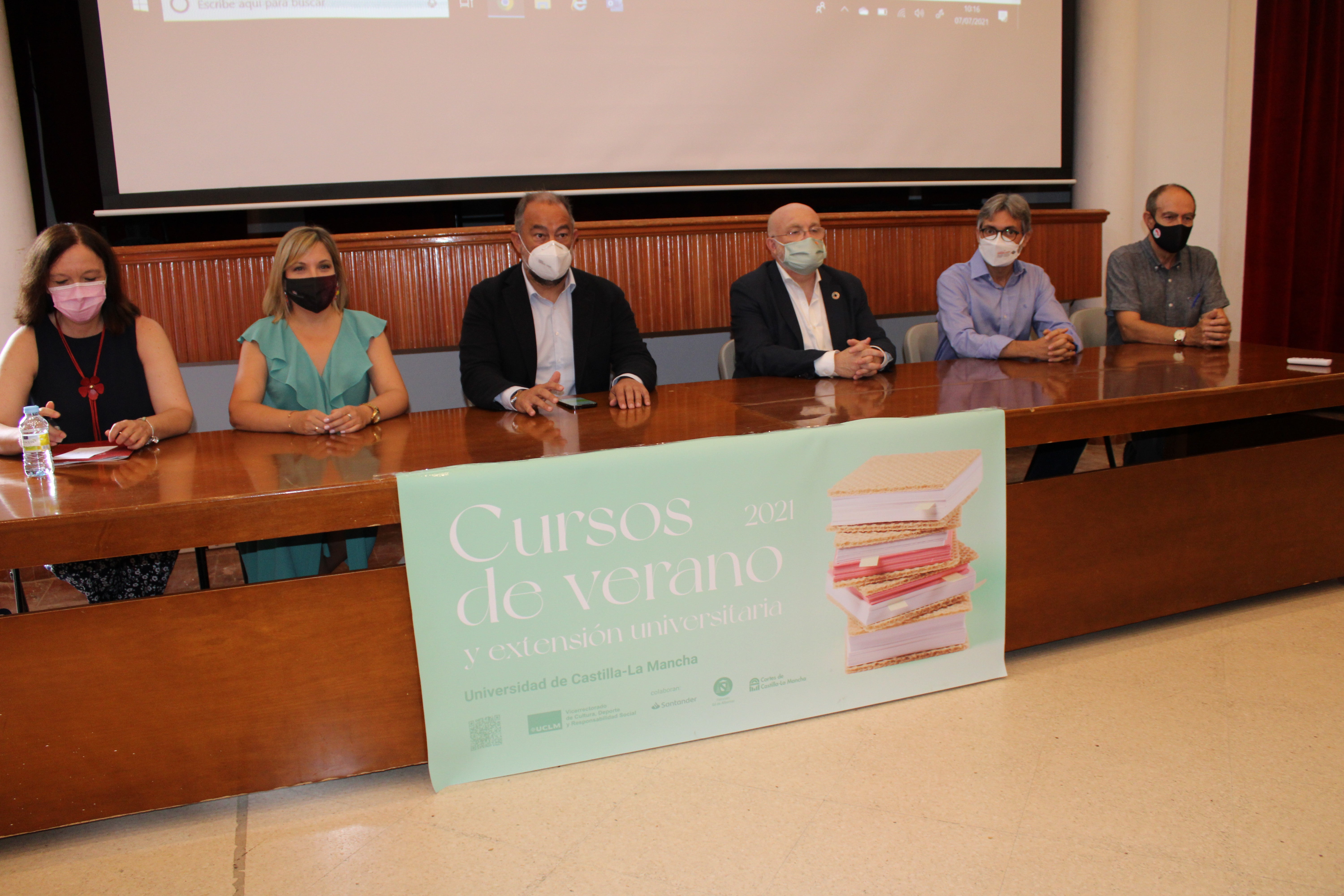 El Gobierno de Castilla-La Mancha y la Asociación Española de Ciudades del vino avanzan en la creación de 4 Rutas del Vino en la provincia de Albacete. El Gobierno de Castilla-La Mancha y la Asociación Española de Ciudades del vino avanzan en la creación de 4 Rutas del Vino en la provincia de Albacete.