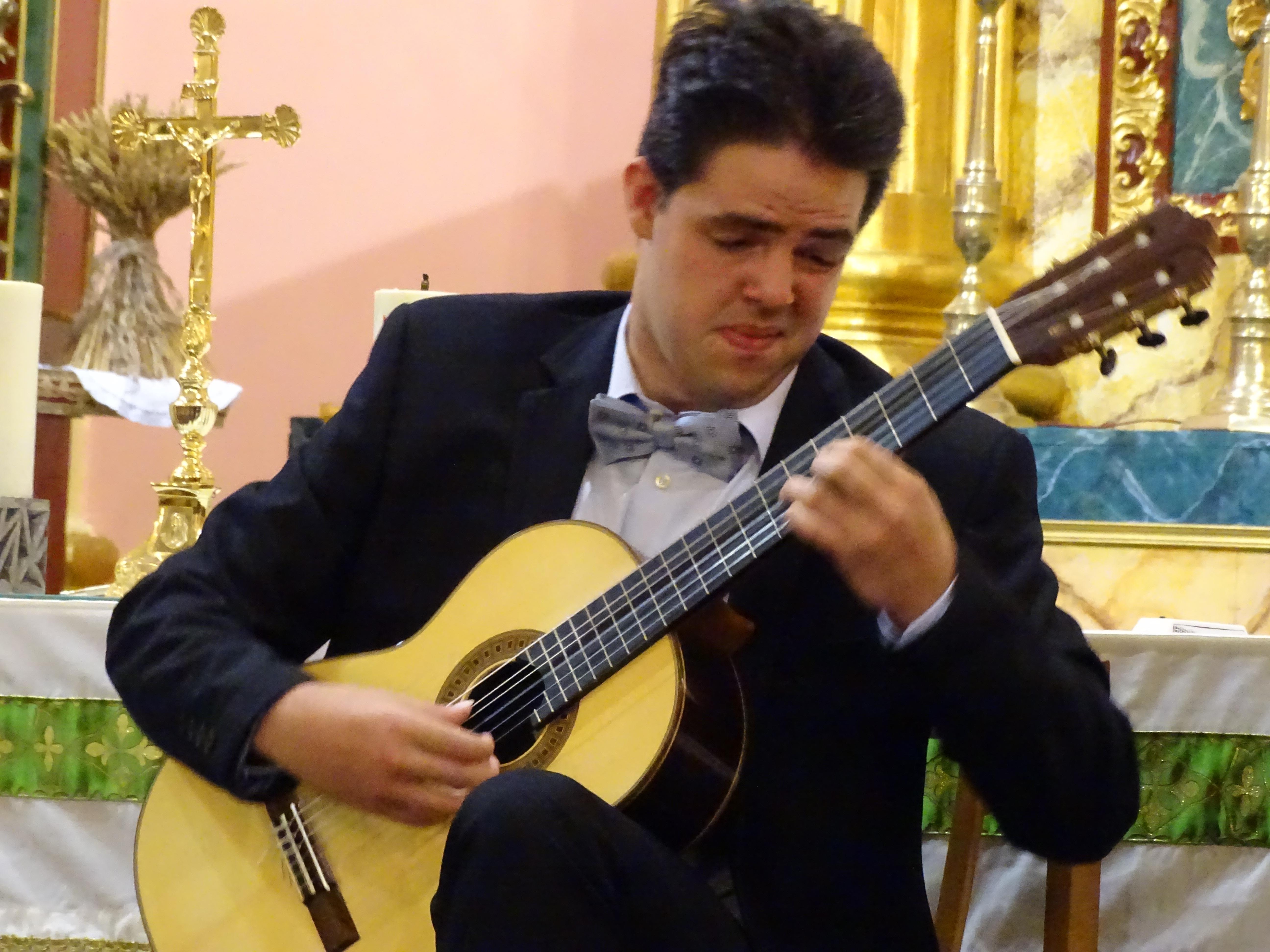 Stoyan Paskov Kostadinov abre el festival de Quintanar Stoyan Paskov Kostadinov abre el festival de Quintanar