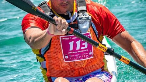 Jonathan Rinc&oacute;n, kayak de mar