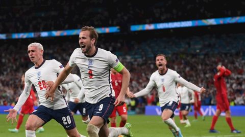 Kane celebra la clasificaci&oacute;n de Inglaterra a la final de la Eurocopa