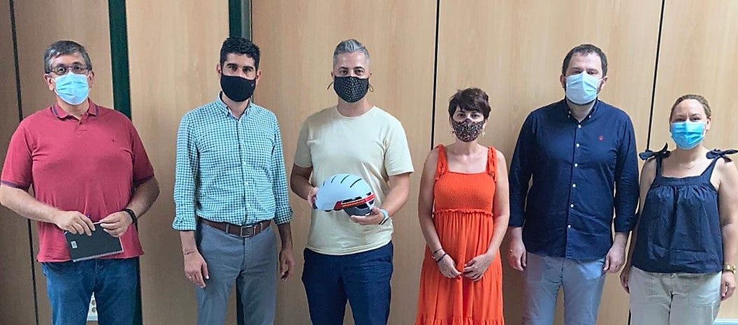 Una empresa de cascos inteligentes se instalará en Romica para mejorar la seguridad vial Una empresa de cascos inteligentes se instalará en Romica para mejorar la seguridad vial