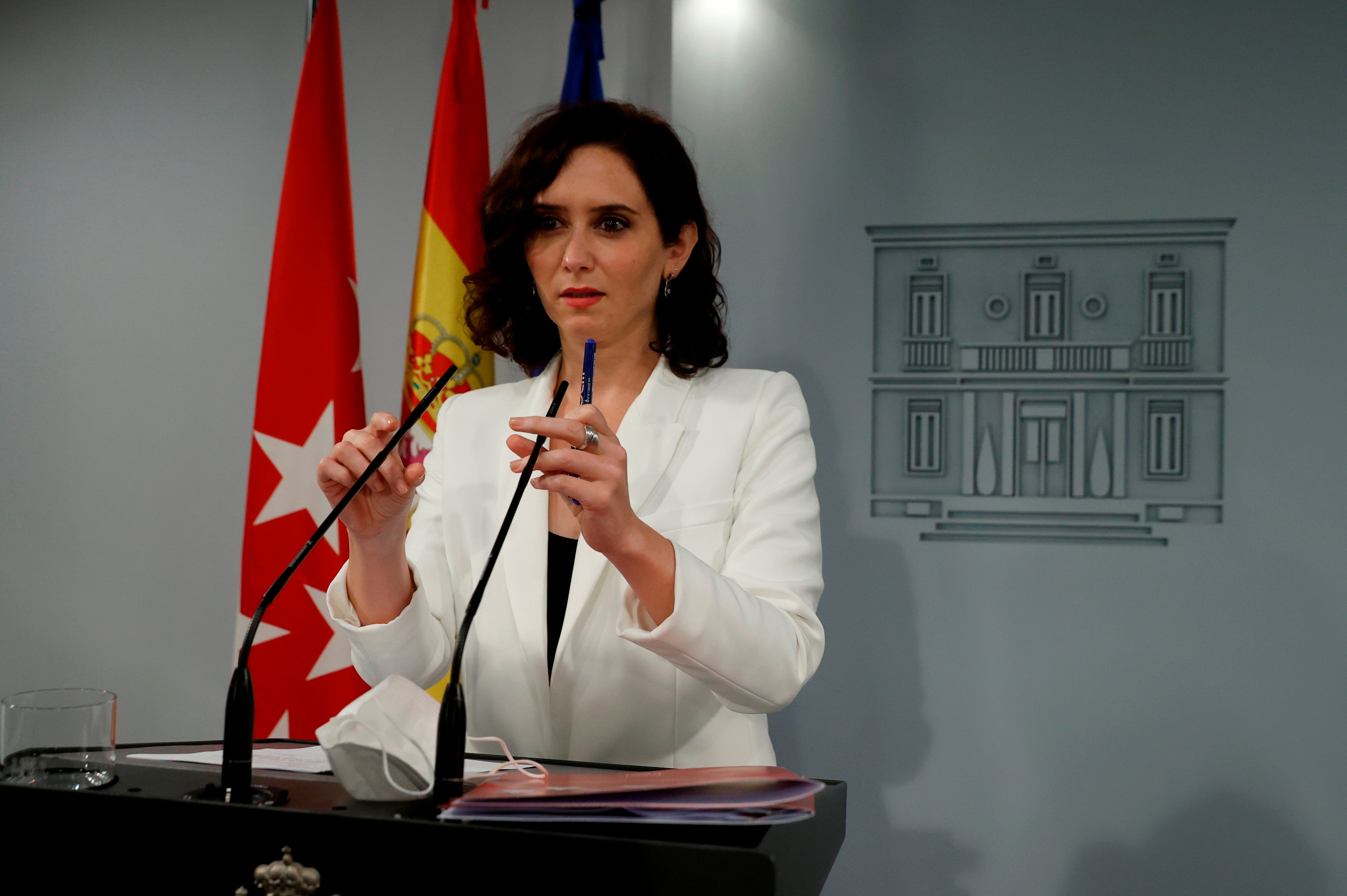 El mensaje de Díaz Ayuso en redes tras conocerse que la denuncia homófoba era falsa: "La izquierda se va al abismo" El mensaje de Díaz Ayuso en redes tras conocerse que la denuncia homófoba era falsa: "La izquierda se va al abismo"