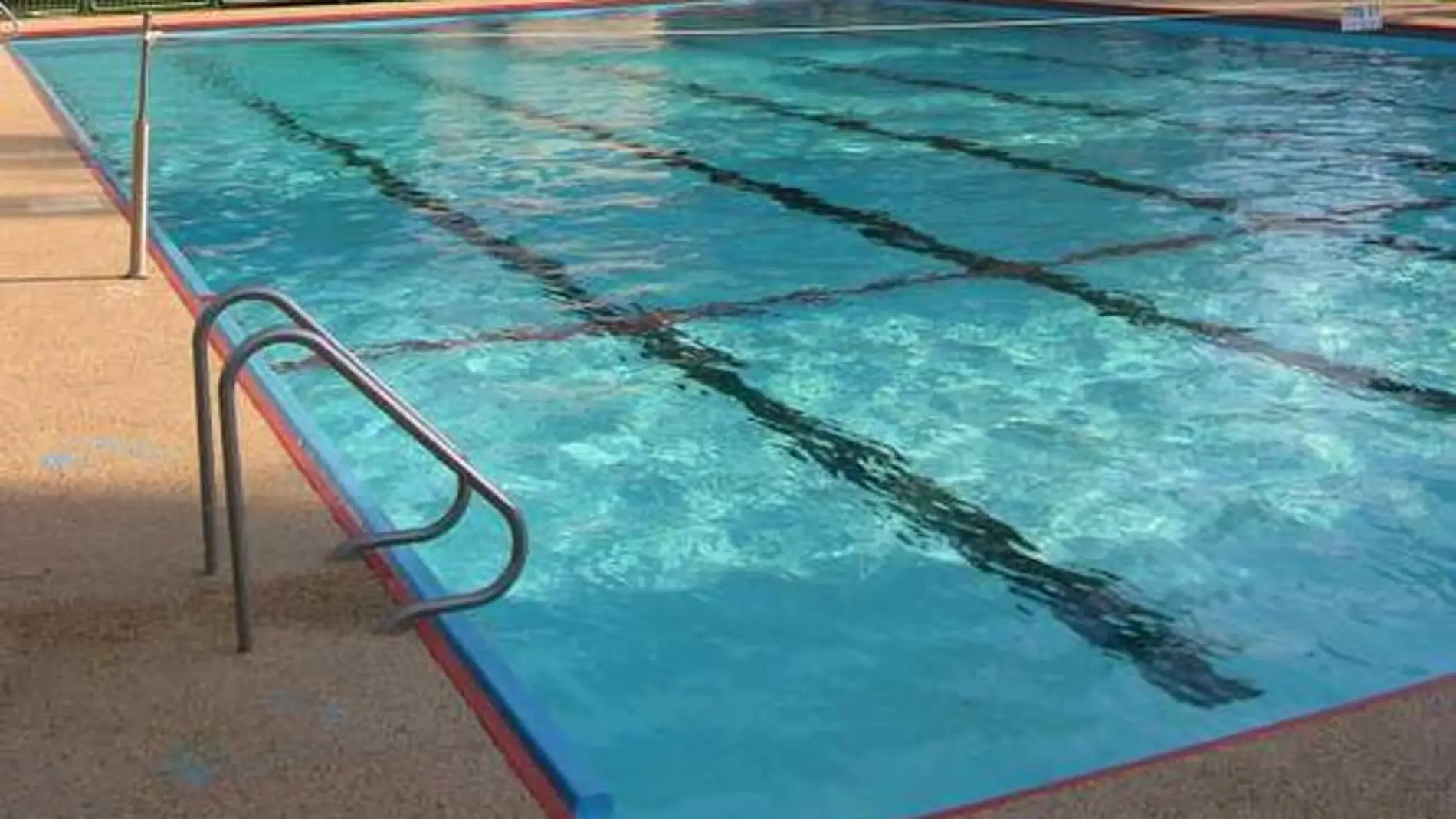 Muere un hombre al lanzarse a una piscina con poca profundidad en Benissa, Alicante