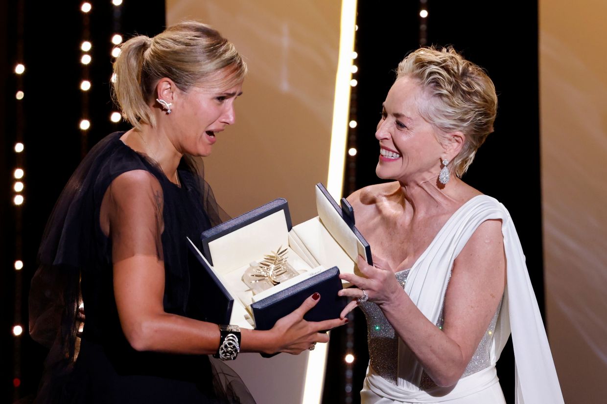 Julia Ducournau: "Aún no he procesado la Palma de Oro, y creo que eso es algo bueno" Julia Ducournau: "Aún no he procesado la Palma de Oro, y creo que eso es algo bueno"