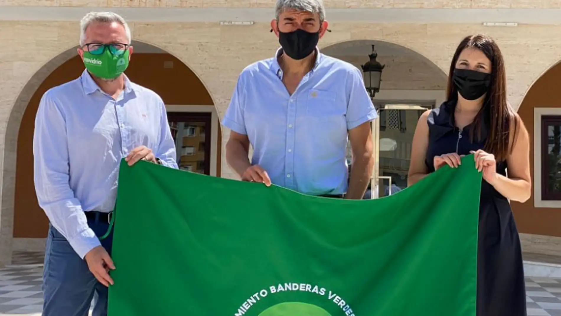 Guardamar del Segura competirá este verano por conseguir la Bandera Verde de Ecovidrio 