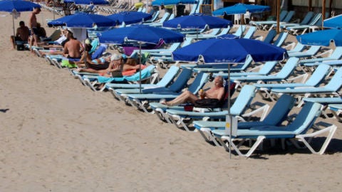 El sector tur&iacute;stic confia en la remuntada a partir del mes d&rsquo;agost.