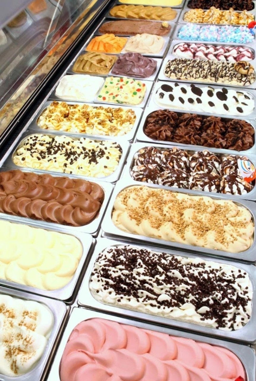 El helado de turrón y mantecado mantienen el liderazgo con la venta de cerca de 320 barquetas en Elche y Santa Pola El helado de turrón y mantecado mantienen el liderazgo con la venta de cerca de 320 barquetas en Elche y Santa Pola