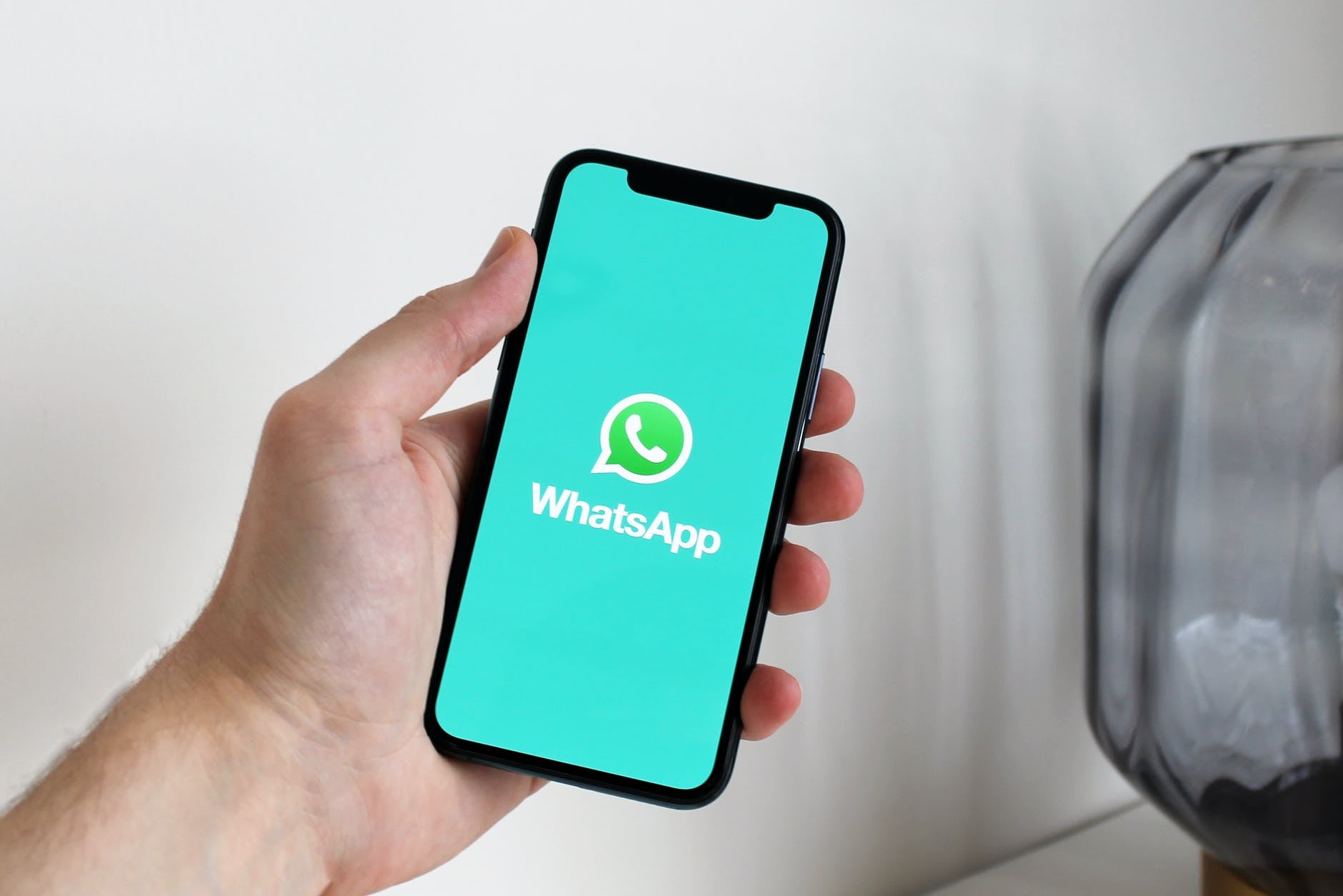 La nueva función de Whatsapp que permite mandar mensajes sin tener el móvil La nueva función de Whatsapp que permite mandar mensajes sin tener el móvil