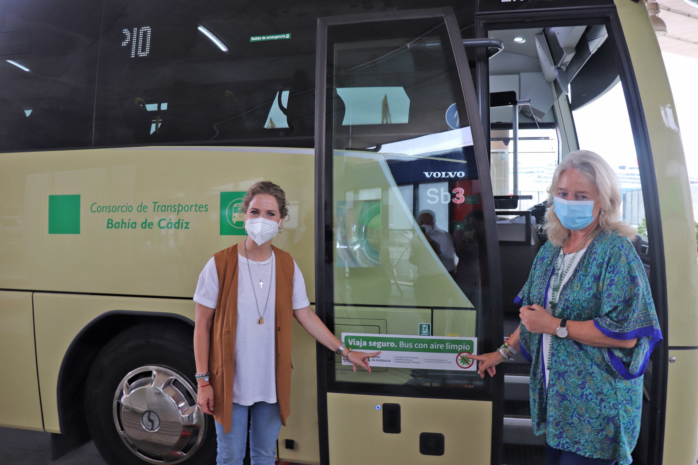 Nuevos purificadores de aire en los autobuses del Consorcio de Transportes de la Bahía de Cádiz Nuevos purificadores de aire en los autobuses del Consorcio de Transportes de la Bahía de Cádiz