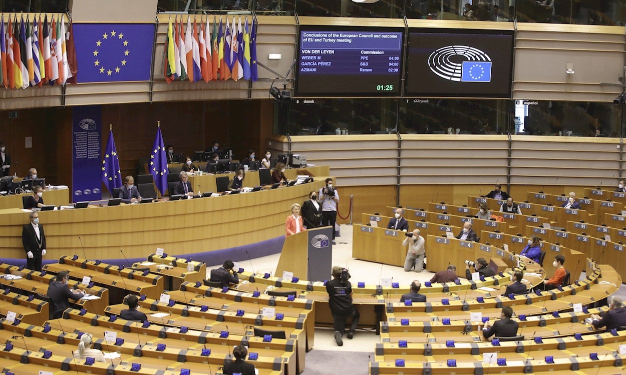 Bruselas presiona a España para que renueve el Poder Judicial Bruselas presiona a España para que renueve el Poder Judicial