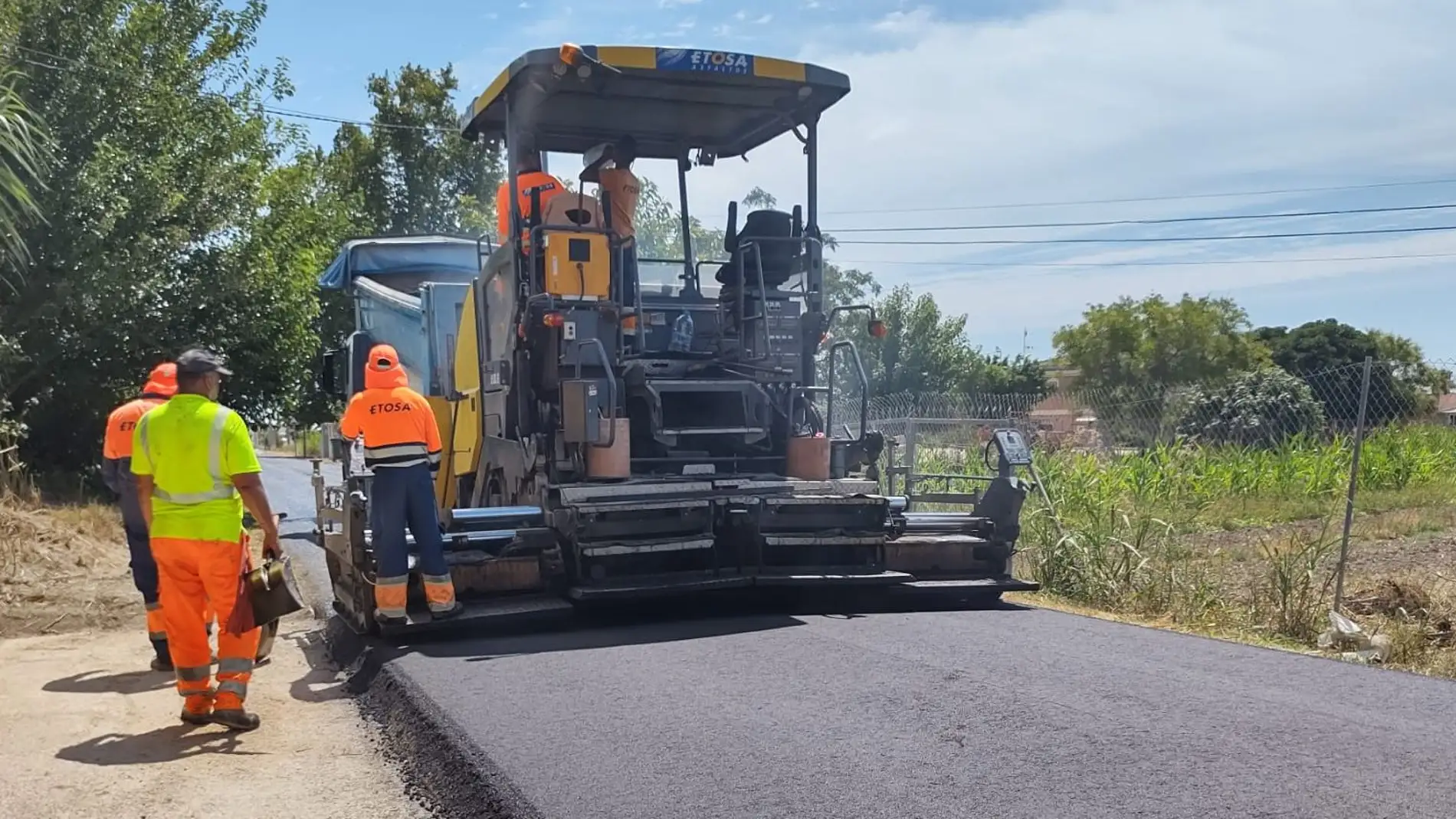 El Ayuntamiento de Rafal invierte más de 100.000 euros en acondicionar caminos rurales del término municipal      