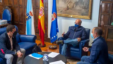 Manuel Campos - alcalde de Cuntis Mas de Uno Pontevedra