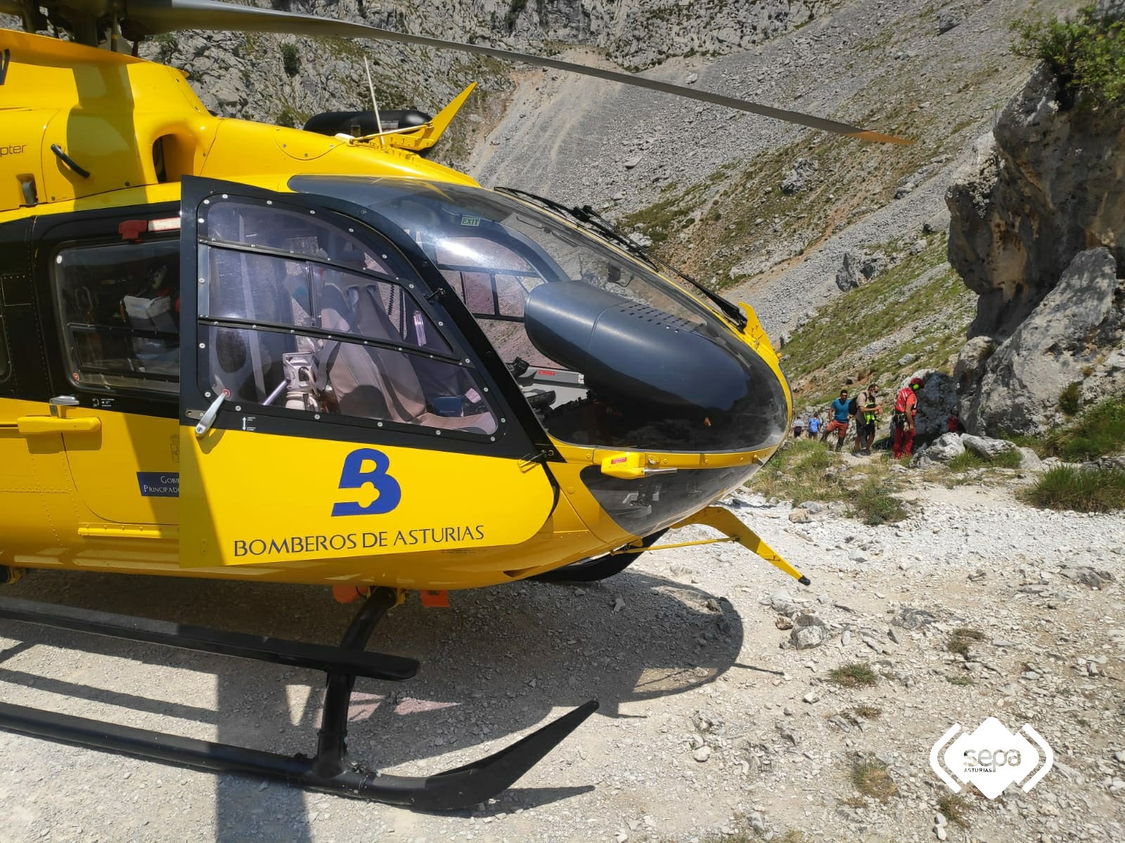 Rescatada una senderista tras sufrir una fractura de tobillo en la ruta del Cares Rescatada una senderista tras sufrir una fractura de tobillo en la ruta del Cares