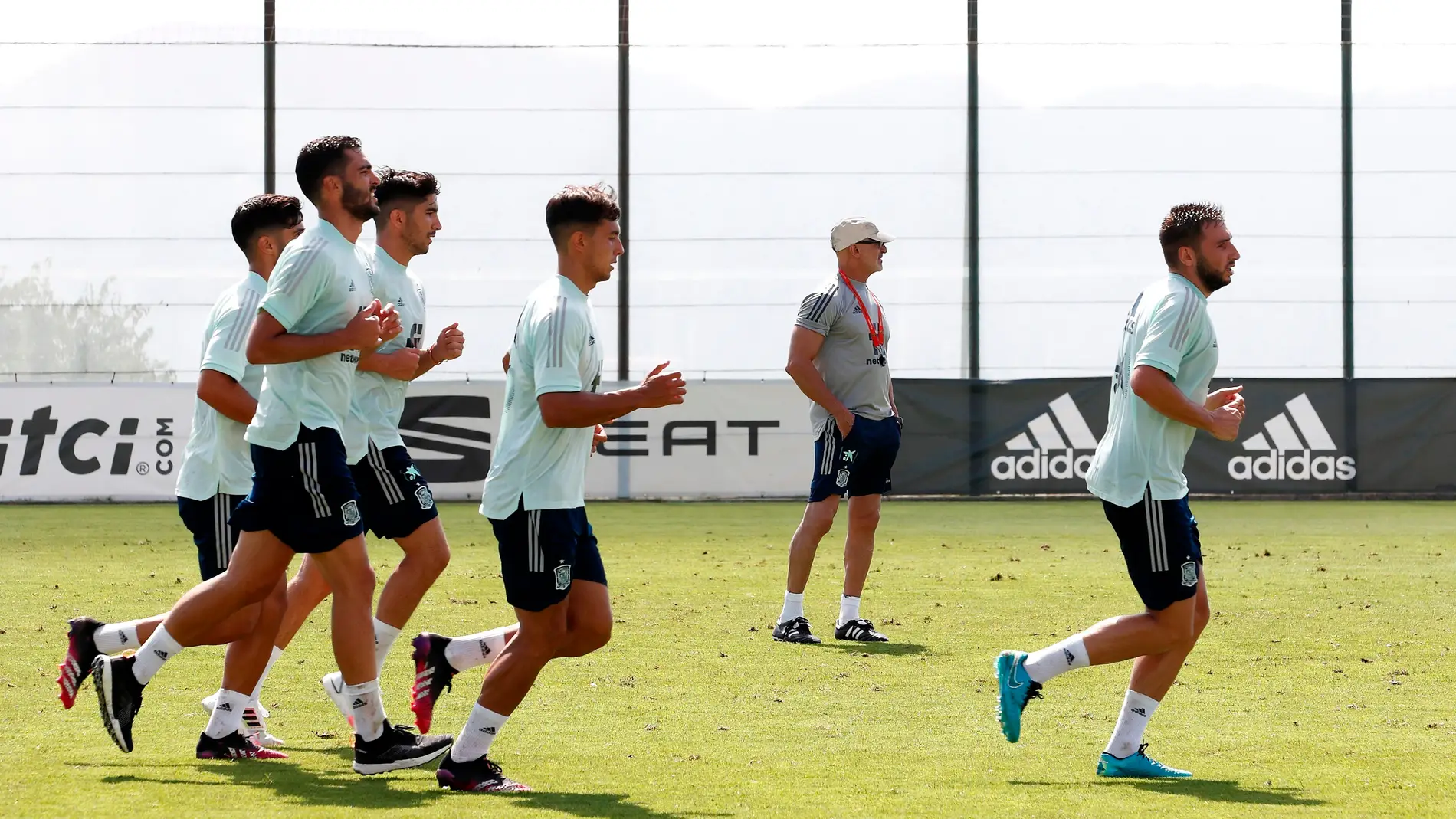 Los futbolistas de la selección española se entrenan bajo las órdenes de Luis de la Fuente.