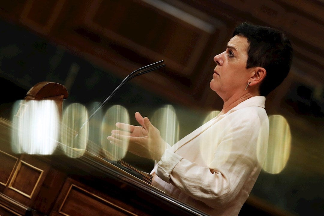 Las preguntas de Amón: "¿No os enternece escuchar hablar a Bildu sobre cubrirse con la mascarilla cuando en casa siempre ha gustado más el pasamontañas?" Las preguntas de Amón: "¿No os enternece escuchar hablar a Bildu sobre cubrirse con la mascarilla cuando en casa siempre ha gustado más el pasamontañas?"
