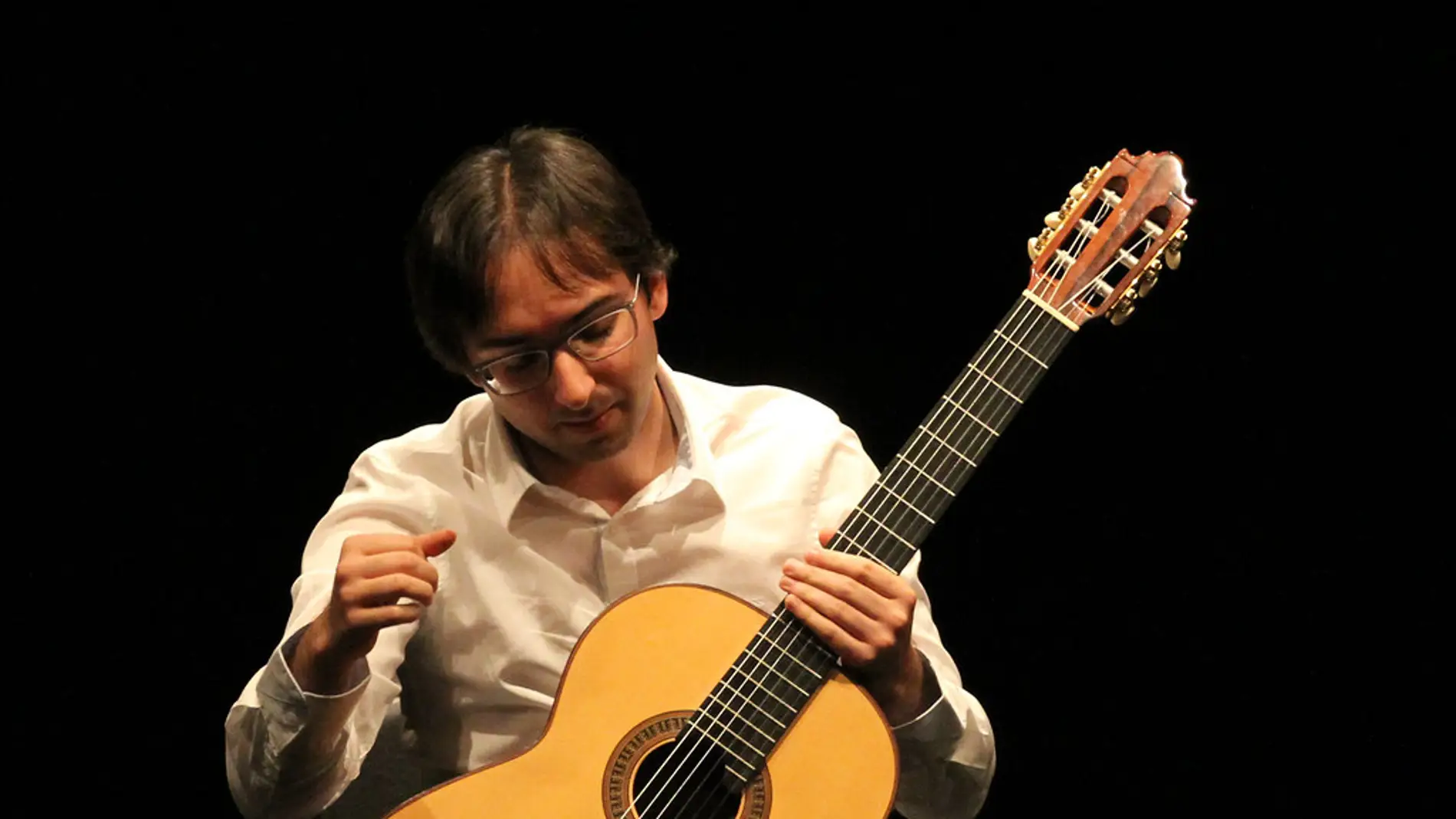 El Festival de Guitarra Ciutat d'Elx arranca este sábado con la actuación de Luis Alejandro García
