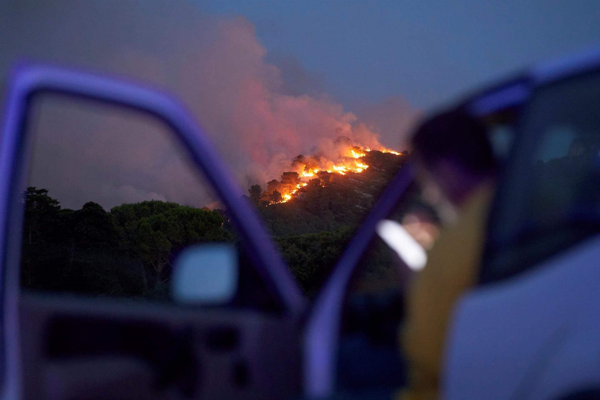 El incendio de Santa Coloma de Queralt (Tarragona) afecta ya a 110 hectáreas El incendio de Santa Coloma de Queralt (Tarragona) afecta ya a 110 hectáreas