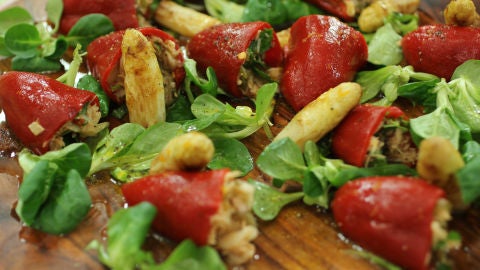 Ensalada con pimientos rellenos, receta de Robin Food
