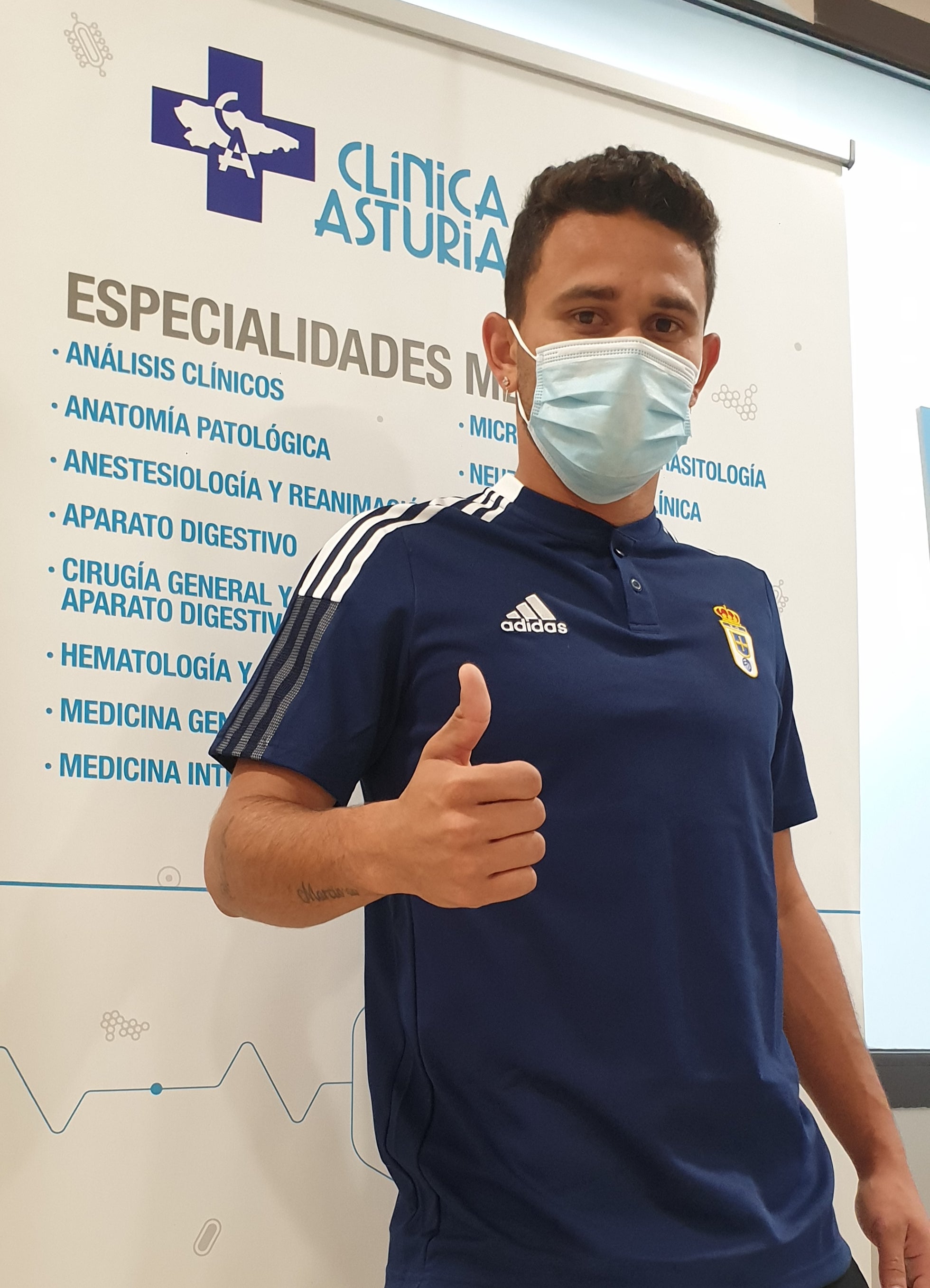 Matheus Aiás ya está en Oviedo Matheus Aiás ya está en Oviedo