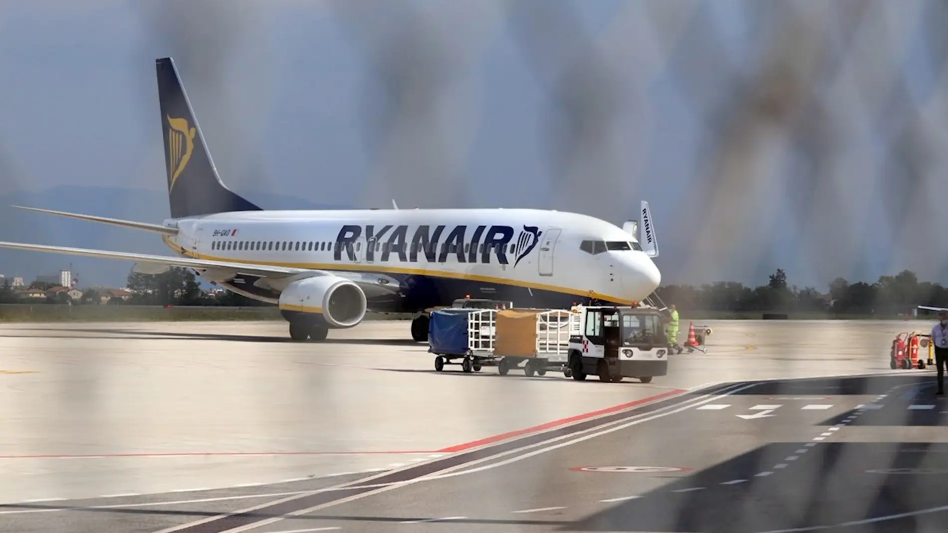 Una amenaza de bomba obliga a desviar a Sevilla un vuelo de Ryanair