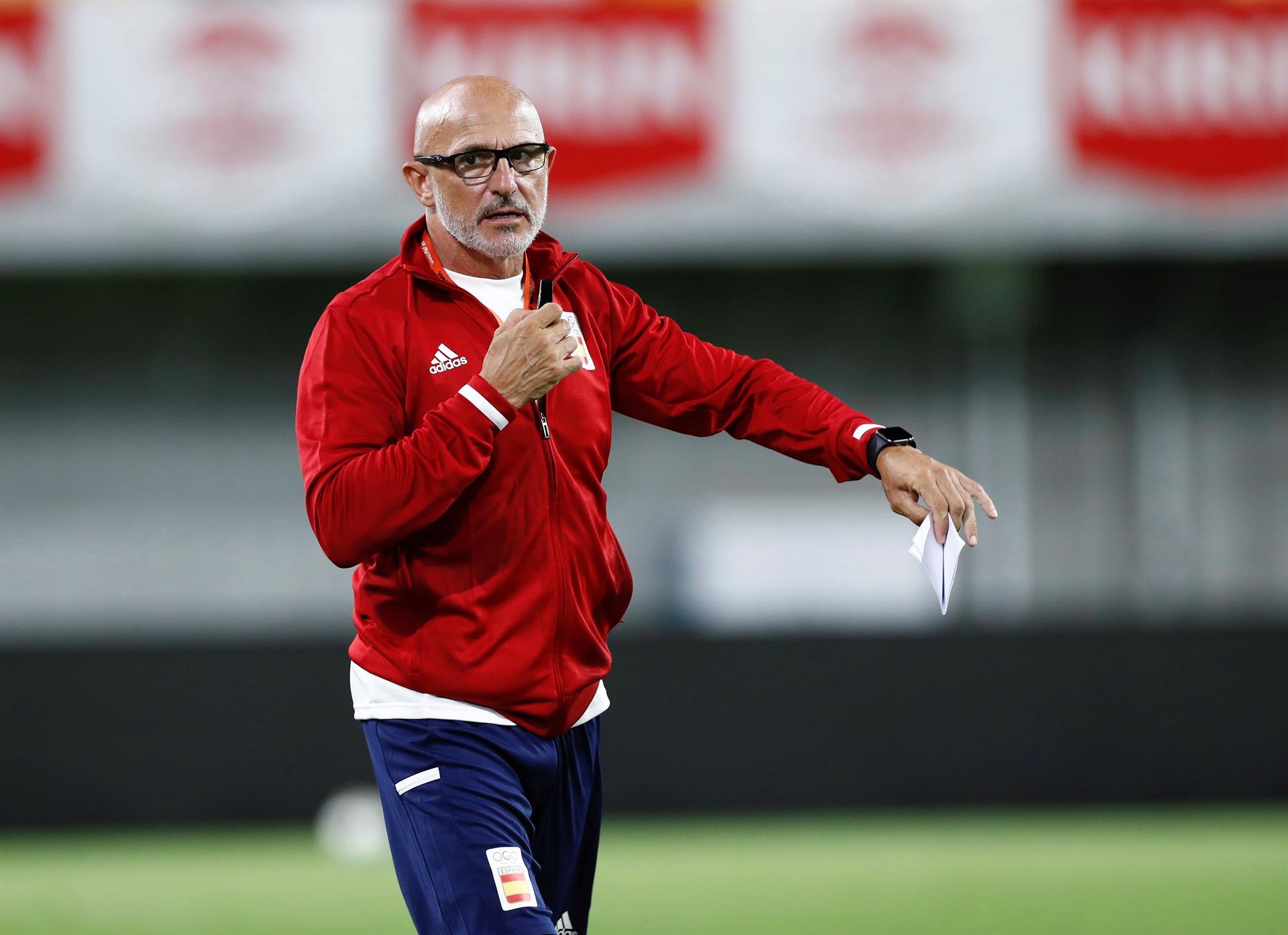 Luis de la Fuente, sobre la convocatoria de Alejandro Balde: "Es motivo de alegría para todos" Luis de la Fuente, sobre la convocatoria de Alejandro Balde: "Es motivo de alegría para todos"