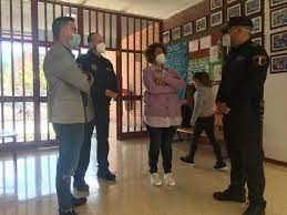 La figura del policía tutor amplia sus objetivos para trabajar también con las familias La figura del policía tutor amplia sus objetivos para trabajar también con las familias