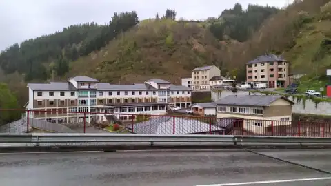Escuela Hogar Cangas del Narcea Sede de la EOI