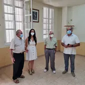 La Asociación de Jubilados de Desamparados podrá hacer uso del espacio de la antigua cantina tras un acuerdo con Bienestar Social La Asociación de Jubilados de Desamparados podrá hacer uso del espacio de la antigua cantina tras un acuerdo con Bienestar Social