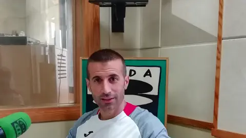 Diego Navarro, Pluma Ex jugador de la Gimnástica Segoviana.