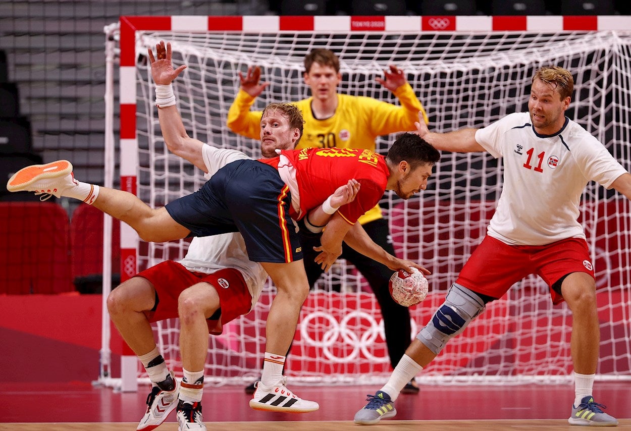 Los Hispanos avanzan firmes hacia los cuartos tras vencer a Noruega Los Hispanos avanzan firmes hacia los cuartos tras vencer a Noruega