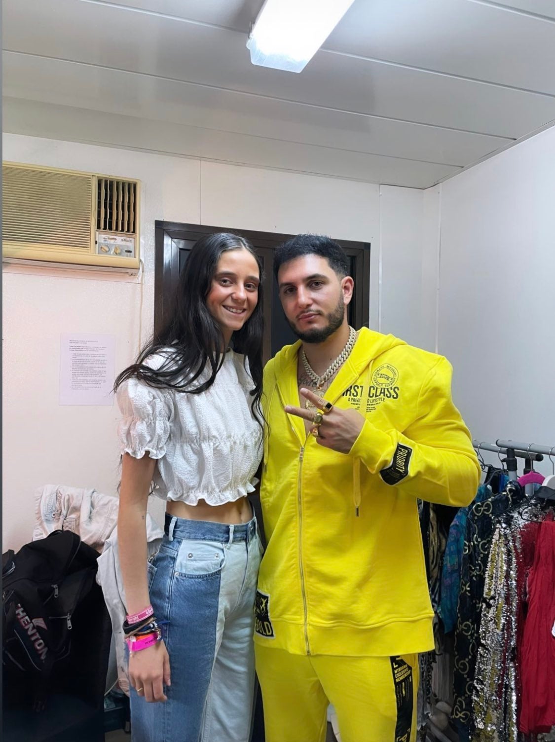 Omar Montes revoluciona las redes al subir un vídeo bailando con Victoria Federica Omar Montes revoluciona las redes al subir un vídeo bailando con Victoria Federica