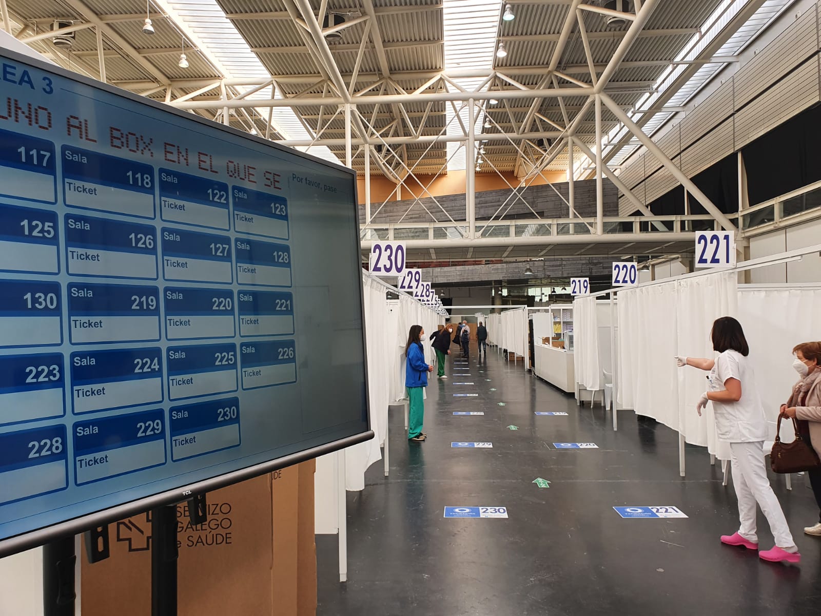 La Xunta descarta cerrar la hostelería ante el aumento de contagios La Xunta descarta cerrar la hostelería ante el aumento de contagios