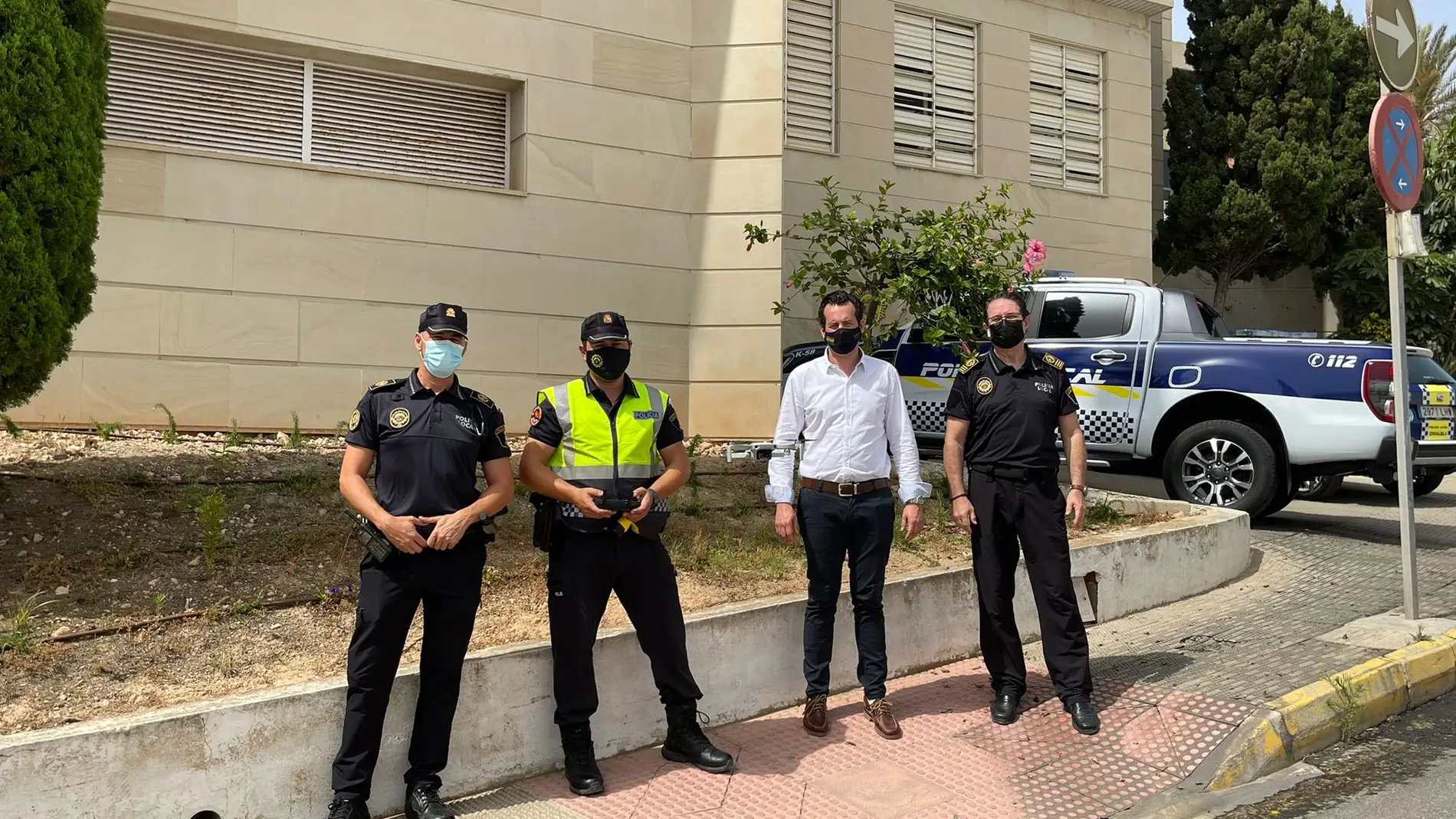 La Policía Local intensifica los controles de vertidos de podas en Orihuela Costa e incorpora un dron 