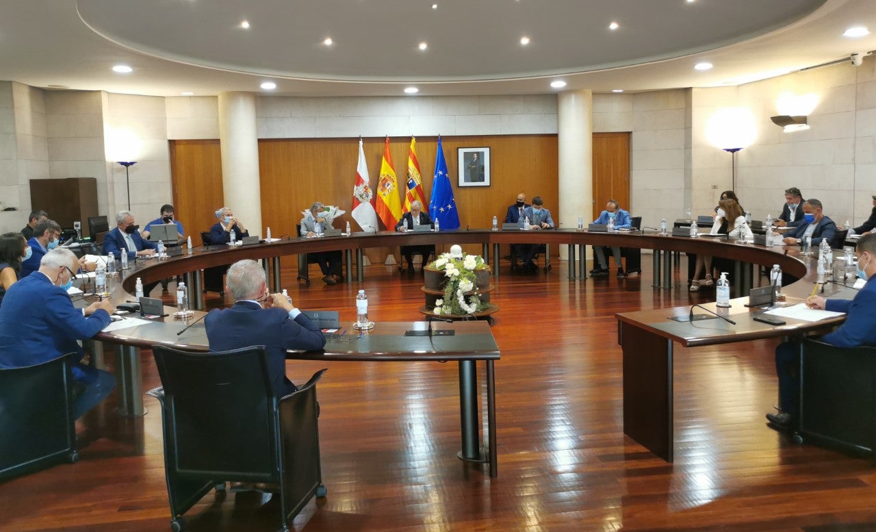 El "Plan WiFi" llevará internet a poblaciones sin banda ancha y fibra óptica El "Plan WiFi" llevará internet a poblaciones sin banda ancha y fibra óptica