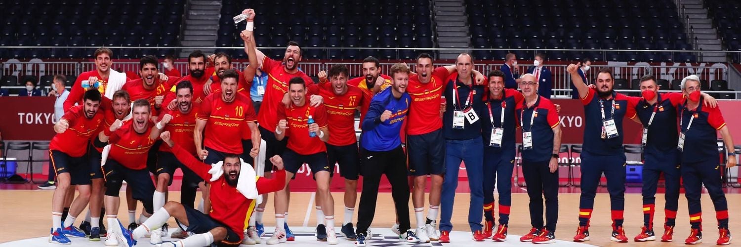 Sánchez-Migallón, bronce en Tokio con "Los Hispanos": "Es una sensación increíble, no me esperaba una medalla olímpica este año" Sánchez-Migallón, bronce en Tokio con "Los Hispanos": "Es una sensación increíble, no me esperaba una medalla olímpica este año"